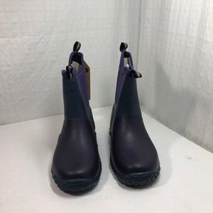 Grubb Boots size 9 purple